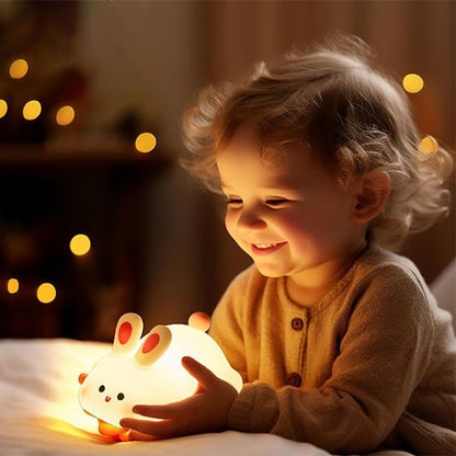 Veilleuse bébé lapin mignon 